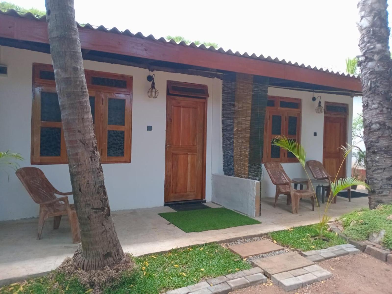 Amila Guest Hotell Trincomalee Exteriör bild